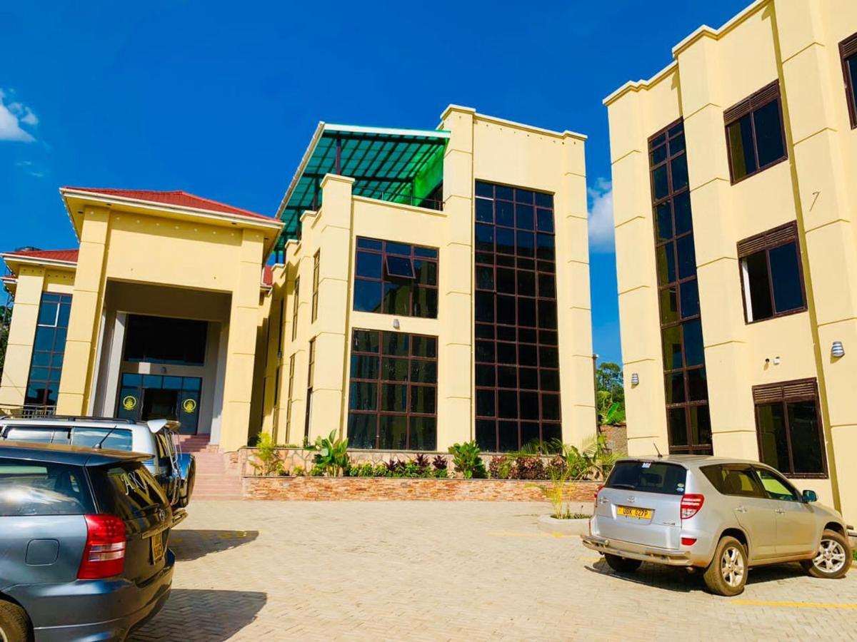 Golden Castle Hotel Hoima Zewnętrze zdjęcie